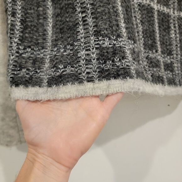 LOFT Plaid Gray Color Block Mohair Blend Crewneck Pullover Sweater Size Medium - Picture 10 of 12